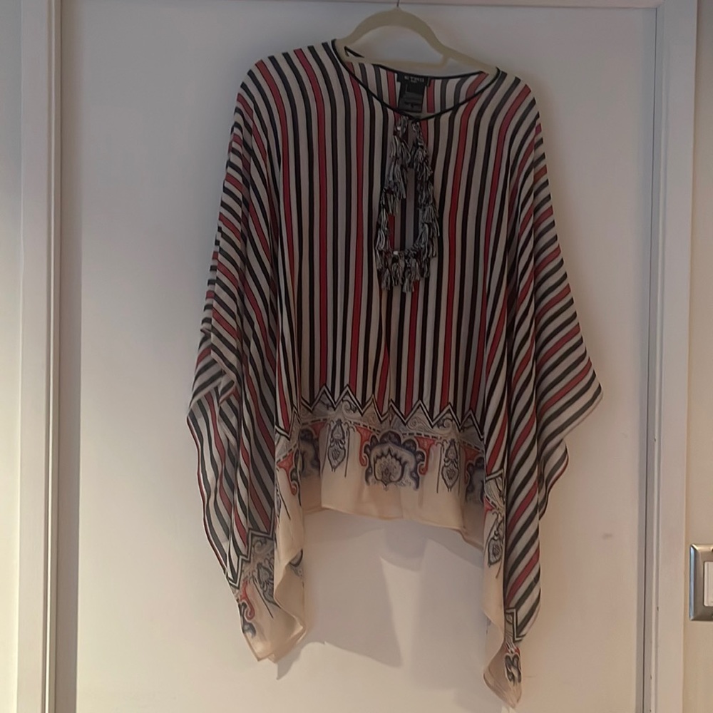 Etro silk tunic, in very good condition worn once drapes exquisitely